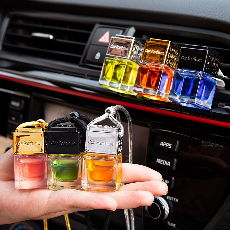 Car diffuser locket